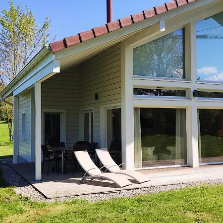 Chalet Bien-etre 100m² -gite Les 4 Saisons - De Chalain *